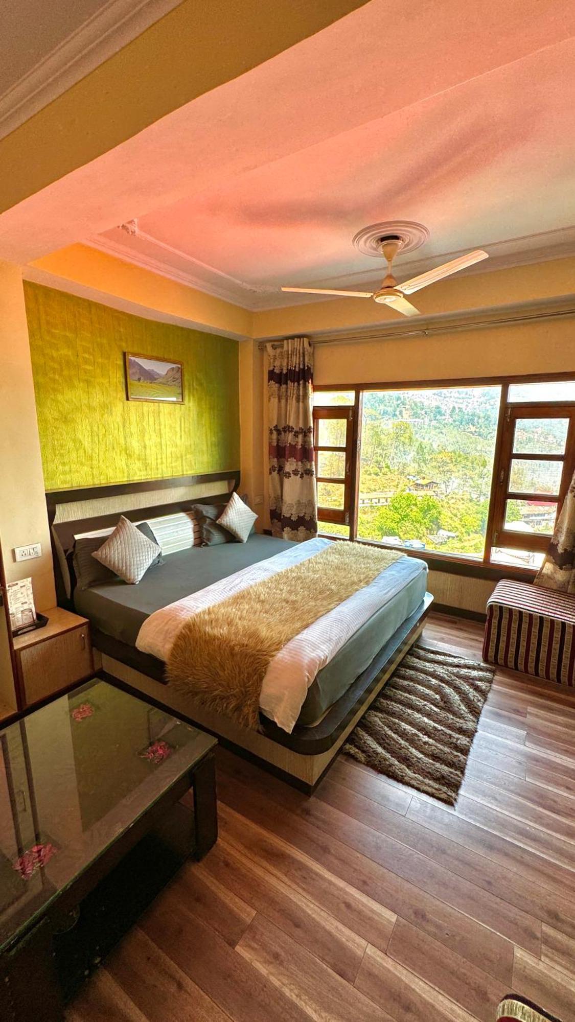 Hotel Apple Regency Shimla Ngoại thất bức ảnh
