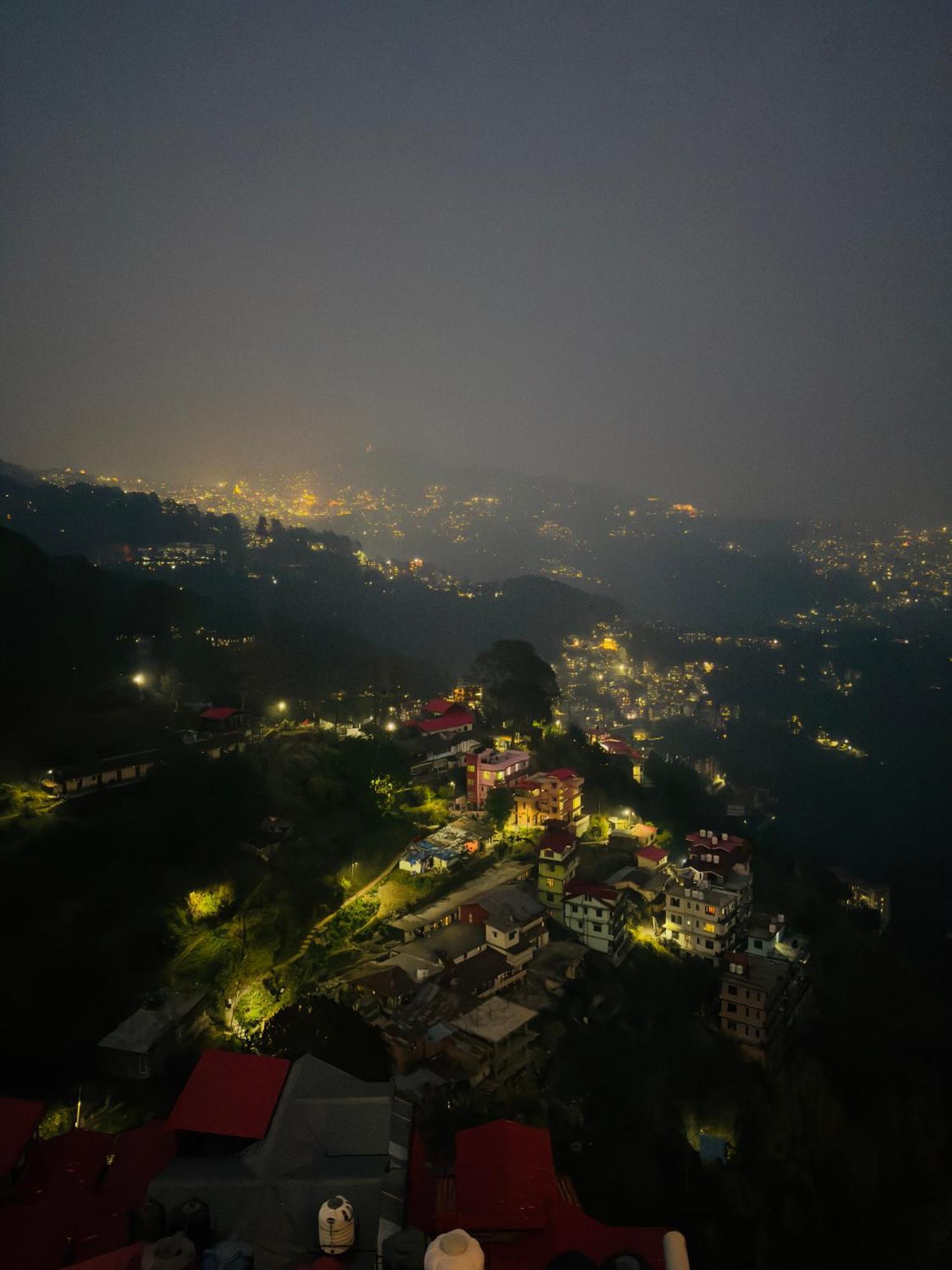 Hotel Apple Regency Shimla Ngoại thất bức ảnh